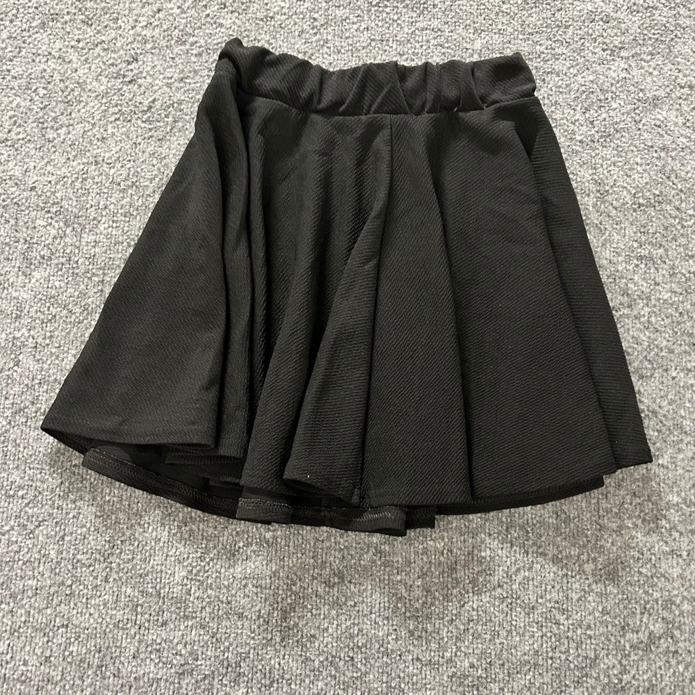 Unbranded Skirt Womens Size XS Black Textured Crepe Flared Elastic Waist Mini
